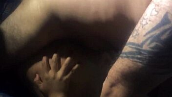 I’m losing it over her juicy pussy farting cum after a wild ride