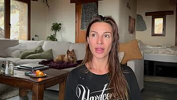 i can’t believe girls miss out on cumming. let me show ya 5 real reasons with my wet pussy!