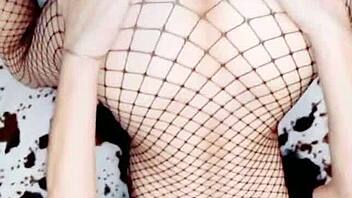 The White Trash Wife Gags While Swallowing Cum