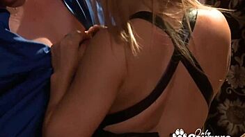 Mature woman Lea Lexis shows her flexibility