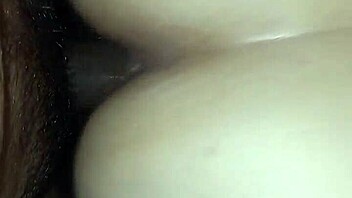 Chubby Babe Looks Hot Bent Over on All Fours