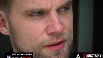 Lana Roy feels intense pleasure in double penetration