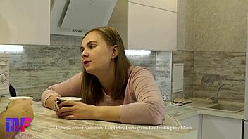 Popular blogger turns to filming porn with wet pussy scenes