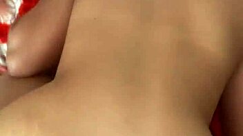 mi cuñada entra a mi habitación y me da su culote