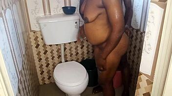 Cheating redhead housewife enjoys muff diving in hotel