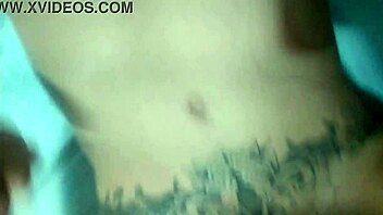 Coroa moaning as novinho fills her pussy 😍