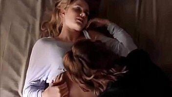 why are these lesbians just kissing in the movie?