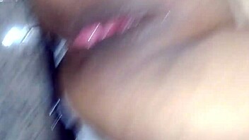 Why is this mature woman squirting during interracial anal assfucking?