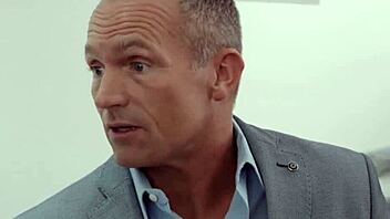 Muscular Tommy Gunn Rams Hard The Bald Pussy Of Brunette Silvia Saige While She Rides