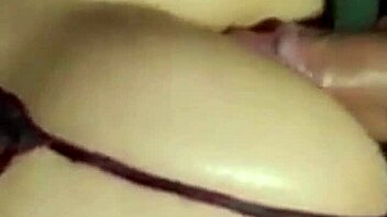 Teen 18+ frees ass for online stranger after gift 😏