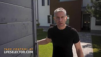 มิลฟ์สาวสลัด แซช่า โรส โดนก้นในมุมมองส่วนตัว