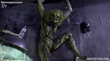 Horrorporn Female Spider in Hardcore Bisexual Anal Action