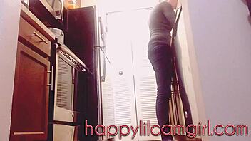 huge girl ignores you while cleaning kitchen, recording domination 😏