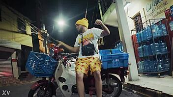 Mature Woman Fucks Small Dick