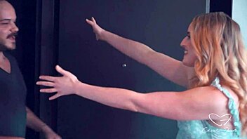 Woody Violet Devine Trixie Monroe Nova Leo Action