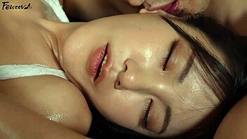 beautiful brunette gets private massage with toe sucking and perineum care