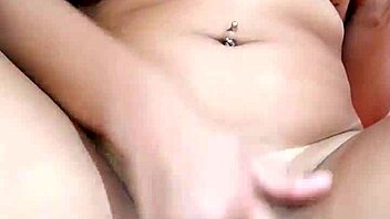 nick tendo orgasmo de quatro bucetinha pequena, ahh simm!!