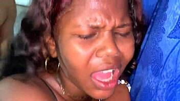 I Fucked My Hermanastra When She Was Alone At My House