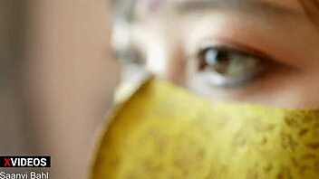 Indian maid Saanvi Bahl works at the office before her boss fucks her. Rough licking and pussy fucking happen.