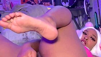 Jadeenasty Squirts During Nasty Double Penetration with Toys