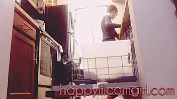 huge girl ignores you while cleaning kitchen, recording domination 😏