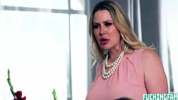 innocent stepsis melody marks seeks stepmom's guidance.