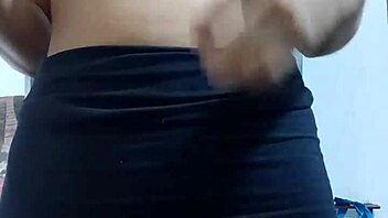 gizli kamera masum 18+ kızı mükemmel memeleriyle yakalıyor, vay be