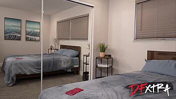 Big bootied ebony sends wrong sext and gets pounded