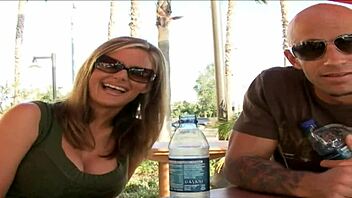 Blonde milf Phoenix Marie meets Barry Scott