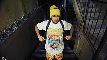 Mature Woman Fucks Small Dick