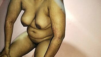 Indian Desi Girl Sucks and Gets Pounded by Hubby, Want to See More?