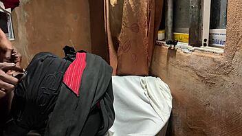 Damn! One Man’s Huge Toy Stretches Young 18+ Asshole Wild!