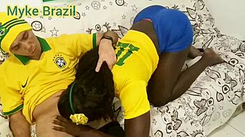 Cute Amateur Facial with Brazilian Oral