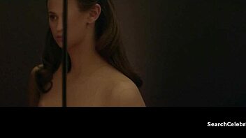 alicia vikander topless in 2015 machina—why is she so irresistible?