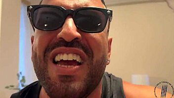 Essa Mulata Toda Delicada Já Acorda Com Tesão - Completo No Red