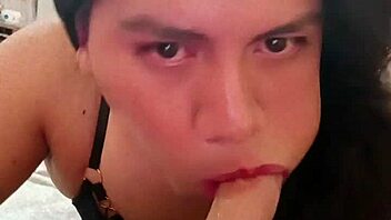 i like to suck my dildote so much