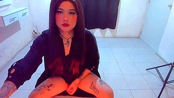 Kimberly Polizzi streams her sexy update