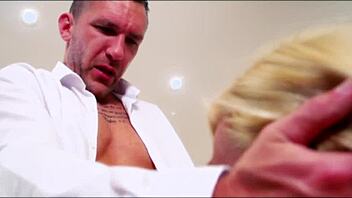 Babe Teases With Blowjob And Cumshot On Huge Ass