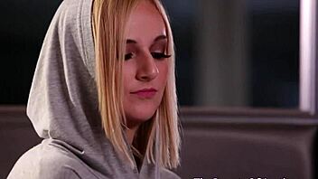 Petite lesbian teens eating pussy 😏