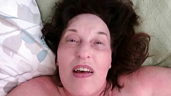 dawnskye1962 in crotchless pantyhose for patrick's giantess custom request