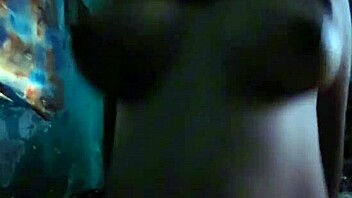 tetas grandes naturales cabalgando vaquera y gemidos viendo tv para que no escuchen sus vecinos madre soltera cogiendo rico quiero lechazos en mis tetas