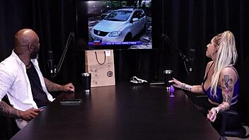 Julia Fontanelli in Special Saddle, Bandit Wife in Prison Interview