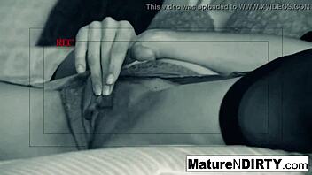 Wow, caught this brunette milf secretly masturbating and banging hard!