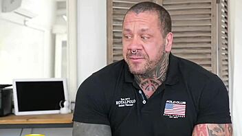 Sex Addict Teen Shows Off Wild Side