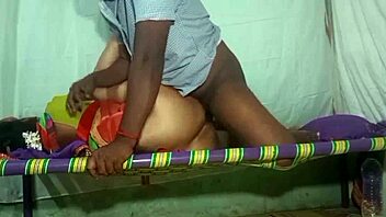 Housewife gives blowjob to house owner in dorm