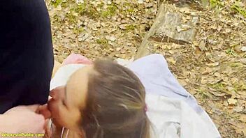 flexible girl, wanna get stretched and banged hard in public?