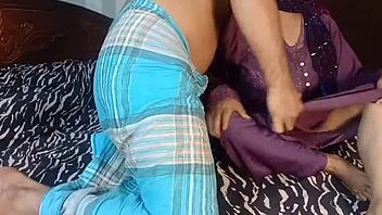 Desi Closeup Blowjob Real New Bangli Big Boobs Wife Hijab Gets Fucked Hardcore Doggy-Style Sex!