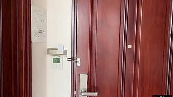 she ditches condom for hot creampie inside