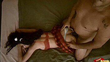 Does Novinha Have Anal Sex with Padrasto?