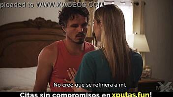 Prekleto, ona prosi za tabu družinski seks s španskimi podnapisi!